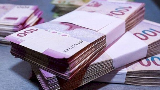 Bu şəxslərə GÜZƏŞT: Maaşlarının 400 manatı...