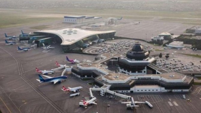 Bakı aeroportunda əməliyyat: Daha bir məmur külli miqdarda qızılla tutuldu